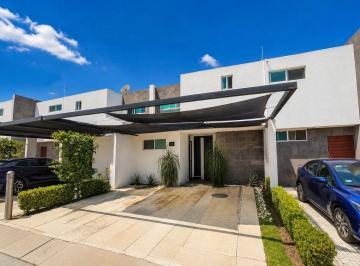 Casa en condominio · 180m² · 3 Recámaras · 2 Estacionamientos · Casa Amueblada en Renta | El Real II, Zona Real | 3 Recámaras | Frente Al Tec de Monterrey