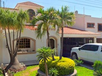 Casa de 4 habitaciones, Ahome · Casa en Venta Fuente de Las Musas 193, Los Mochis, Sinaloa