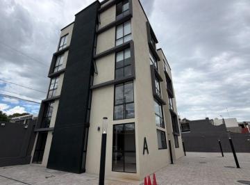 Departamento · 75m² · 2 Recámaras · 2 Estacionamientos · Departamento en Renta Cumbres La Paz