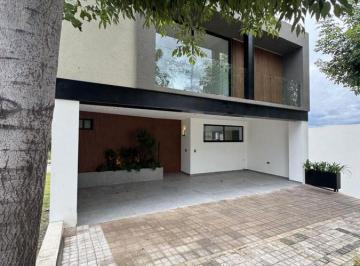 Casa · 246m² · 4 Recámaras · Casa Nueva en Venta Parque Cuernavaca Modelo Hermano de Torres Albero