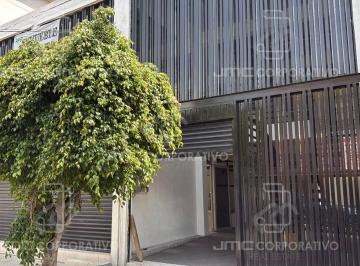 Oficina · 510m² · Local de Dos Niveles a Pie de Calle en Renta, Granjas México.
