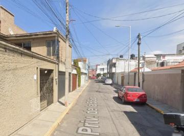 Casa en condominio de 3 habitaciones, Puebla · Casa Adjudicada con Poseción en Col Chulavista, Puebla.