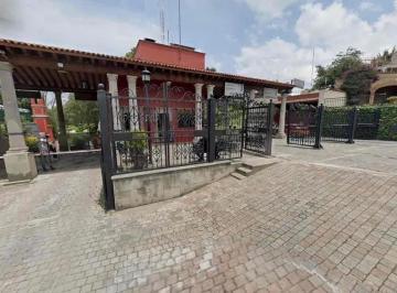 Casa en condominio de 4 habitaciones, Lerma · Casa en Remate Paseo de Los Eucaliptos 3 Club de Golf Los Encinos Lerma Estado de México