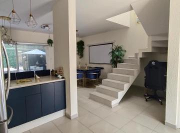 Casa de 3 habitaciones, Tlajomulco de Zúñiga · Casa en Venta en Alta California | Alberca, Áreas Verdes y Pet Park