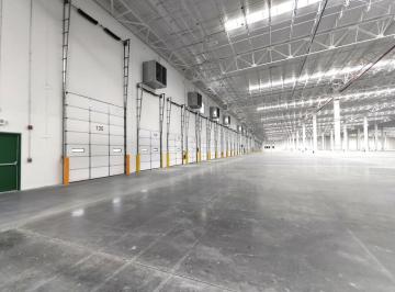Nave industrial , Cuautitlán Izcalli · Nave de 5,643 m² Dentro de Parque con Seguridad, Disponibilidad Inmediata