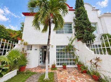 Casa de 3 habitaciones, Cancún · Casa en Renta Amueblada Las Torres y Kabah