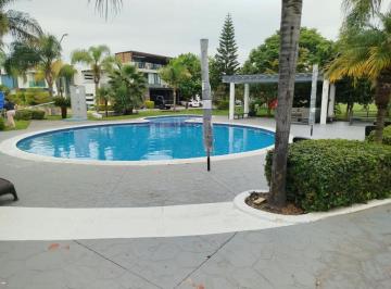 Casa de 3 habitaciones, Tlajomulco de Zúñiga · Casa en Venta Frente Al Parque en Casa Fuerte | Fraccionamiento Fortaleza