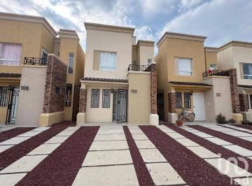 Casa · 62m² · 2 Recámaras · 1 Estacionamiento · Renta de Casa en Fraccionamiento Q Valta, Pachuca, Hgo