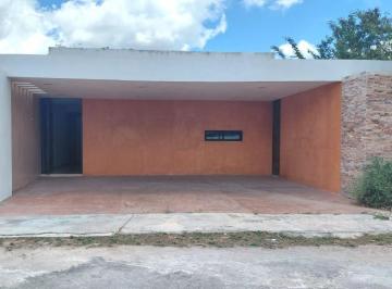Casa · 362m² · 3 Recámaras · 3 Estacionamientos · Casa en Venta de Una Planta en Conkal