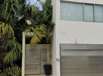 Casa de 3 habitaciones, Mérida · Casa en Venta: C. 33 409, Montebello, 97113 Mérida, Yucatán