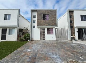 1 · Casa en Venta Fracc. Asturias, Apodaca, Nl