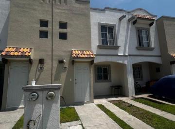 Casa en condominio de 2 habitaciones, Querétaro · Casa en Venta Fracc. Puerta Verona Querétaro