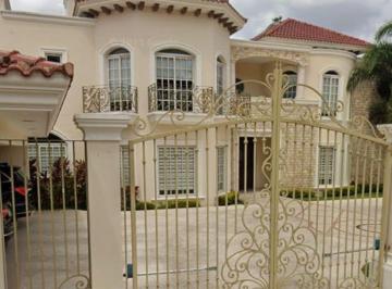 Casa de 7 habitaciones, Mérida · Casa en Venta C.79 155 Merida, Yucatan