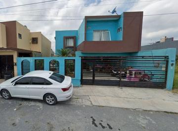 Casa de 4 habitaciones, Cadereyta Jiménez · Venta Decasa en Fraccionamiento Santa Lucia Cadereyta Nuevo Leon