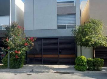 Casa de 4 habitaciones, García · Casa en Renta Dominio Cumbres Monte Nova