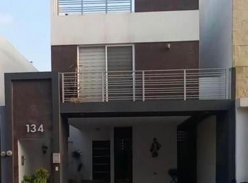 Casa de 3 habitaciones, Monterrey · Casa en Renta San Nicolás