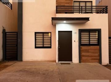 Casa · 180m² · 3 Recámaras · 2 Estacionamientos · Casa en Arietas Privadas