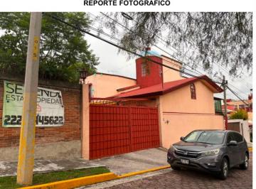 Casa de 5 habitaciones, Puebla · Hermosa Casa Dentro de Fraccionamiento