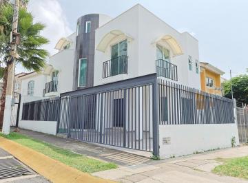 Casa · 236m² · 3 Recámaras · 2 Estacionamientos · Casa en Venta, Col. Colinas del Rey, Zapopan, Jalisco.