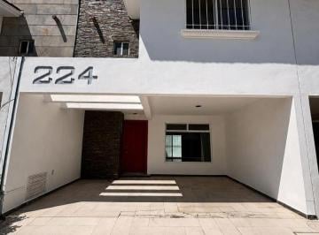 Casa de 3 habitaciones, León · Casa en Renta Hacienda San Miguel