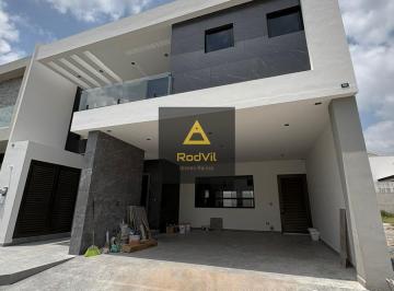 Casa · 3 Recámaras · 2 Estacionamientos · Casa en Venta Amorada Residencial