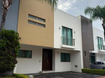 ee795494edbd899b001133ea9a05d281fb56acf0c52f1f5f2e37f68c649ee492 · Casa en Renta en Antara