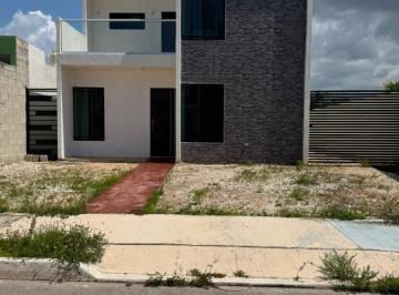 Casa de 3 habitaciones, Mérida · Cas en Renta en Las Américas