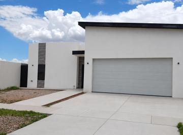 Casa de 3 habitaciones, Aldama · Residencial Leones 1 Planta Terreno de 450 m² Chihuahua