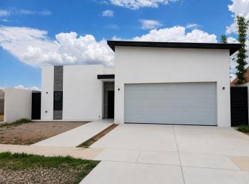 Casa de 3 habitaciones, Aldama · Residencial Leones 1 Planta Terreno de 450 m² Chihuahua