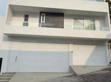 Casa de 3 habitaciones, Xalapa · Residencia en Venta Nueva Montemagno