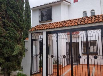 Casa de 3 habitaciones, Zapopan · Casa en Venta de 124 m² en Fraccionamiento Villas del Valle, Zapopan.