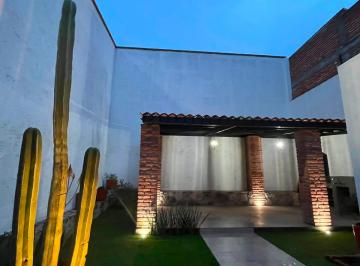 Casa de 2 habitaciones, San Miguel de Allende · Hermosa Casa a Pocos Minutos del Centro Historico