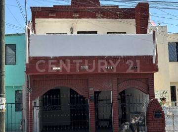 Casa · 130m² · 3 Recámaras · 1 Estacionamiento · Casa en Venta en Col. Metroplex 11 en Apodaca en Nuevo Leon