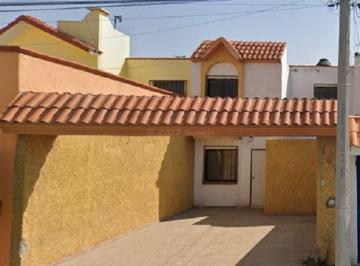 Casa de 3 habitaciones, San Luis Potosí · Casa de 180 m² Construidos Con3 Recámaras en Venta en Esmeralda Slp