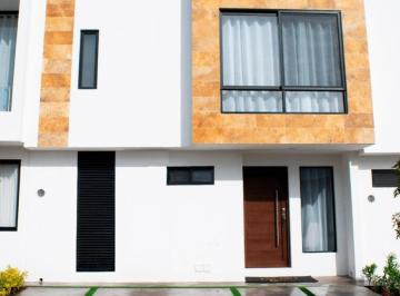Casa · 128m² · 3 Recámaras · 2 Estacionamientos · Casa en Venta en Zakia Zona Zire El Marques Queretaro Gaa