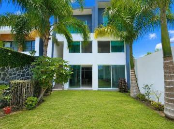 Casa · 400m² · 4 Recámaras · 3 Estacionamientos · Casa Nueva en Venta en Fracc. Brisas de Cuernavaca, Temixco Morelos.