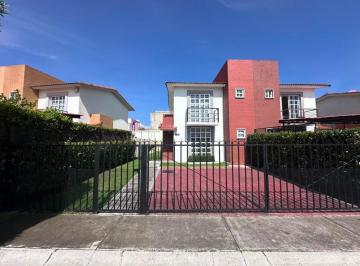 Casa en condominio · 120m² · 2 Recámaras · 2 Estacionamientos · Casa en Renta en Villas del Campo, Calimaya, Estado de México - (4)