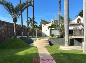 Casa de 8 habitaciones, Cuernavaca · Casa en Venta en Cuernavaca