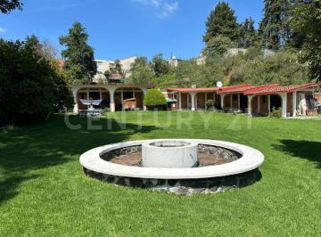 Casa · 200m² · 4 Recámaras · 10 Estacionamientos · Residencia Campestre con 4,380 m² de Terreno en San Bartolo Ameyalco