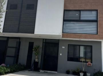 Casa en condominio de 3 habitaciones, El Marqués · Casa en Venta Zakia