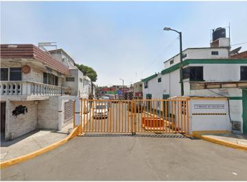 Departamento de 3 habitaciones, Azcapotzalco · Remate Bancario, Casa en El Rosario, Azcapotzalco, Cdmx.