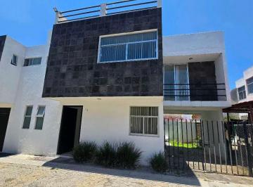 Casa · 150m² · 3 Recámaras · 1 Estacionamiento · Casa en Venta en Arboledas de San Diego