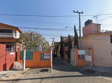 Casa de 3 habitaciones, Nezahualcóyotl · Remate Bancario, Casa en Venta en Fracc. Bosques de Aragon Nezahualcoyotl, Cdmx