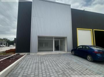 Bodega comercial · 230m² · 3 Estacionamientos · Bodega Industrial - Apaseo El Grande