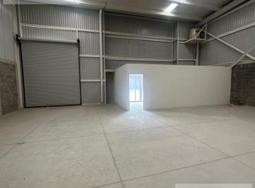 Bodega comercial · 2 Estacionamientos · Bodega Industrial - Apaseo El Grande