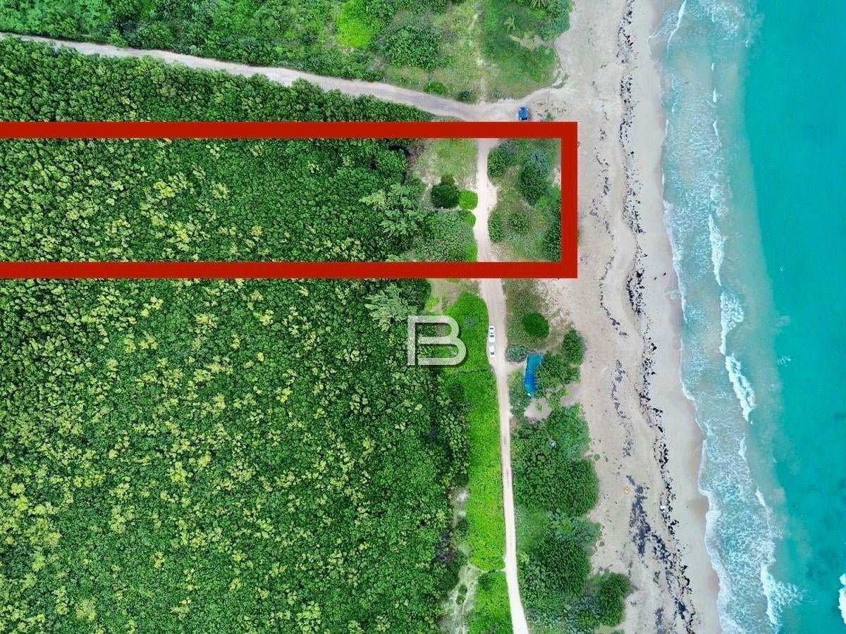 Beachfront Land for Sale in Puerto Morelos, Cancún