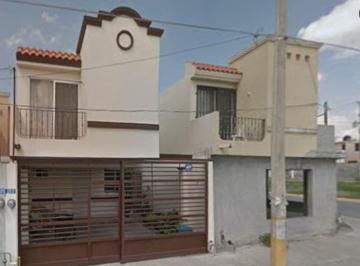 Casa de 3 habitaciones, Apodaca · Venta de Casa en Colonia Balcones de Santa Rosa Apodaca Nuevo Leon