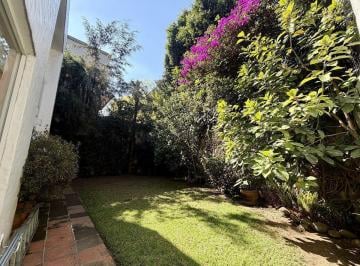 Casa · 622m² · 4 Recámaras · 5 Estacionamientos · Lh Casa con Seguridad en Bosques de Las Lomas