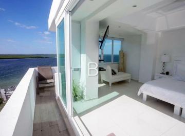 Departamento · 290m² · 4 Recámaras · Penthouse Frente Al Mar en Venta Equipado