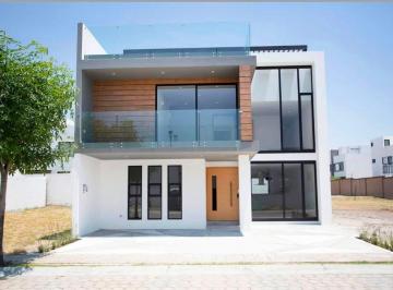 Casa de 5 habitaciones, San Andrés Cholula · Casa en Renta en Parque Zacatecas, Lomas de Angelópolis, San Andrés Cholula, Puebla.